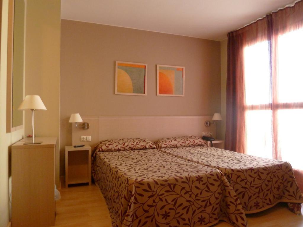 Arcohotel San Mateo de Gállego Δωμάτιο φωτογραφία